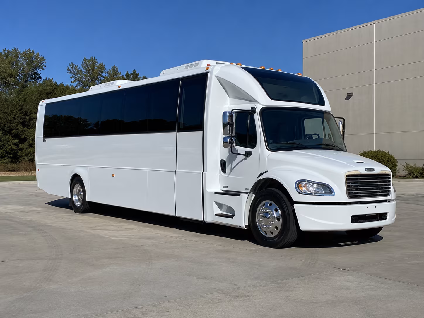 blog rent a bus to rio rancho events center hero