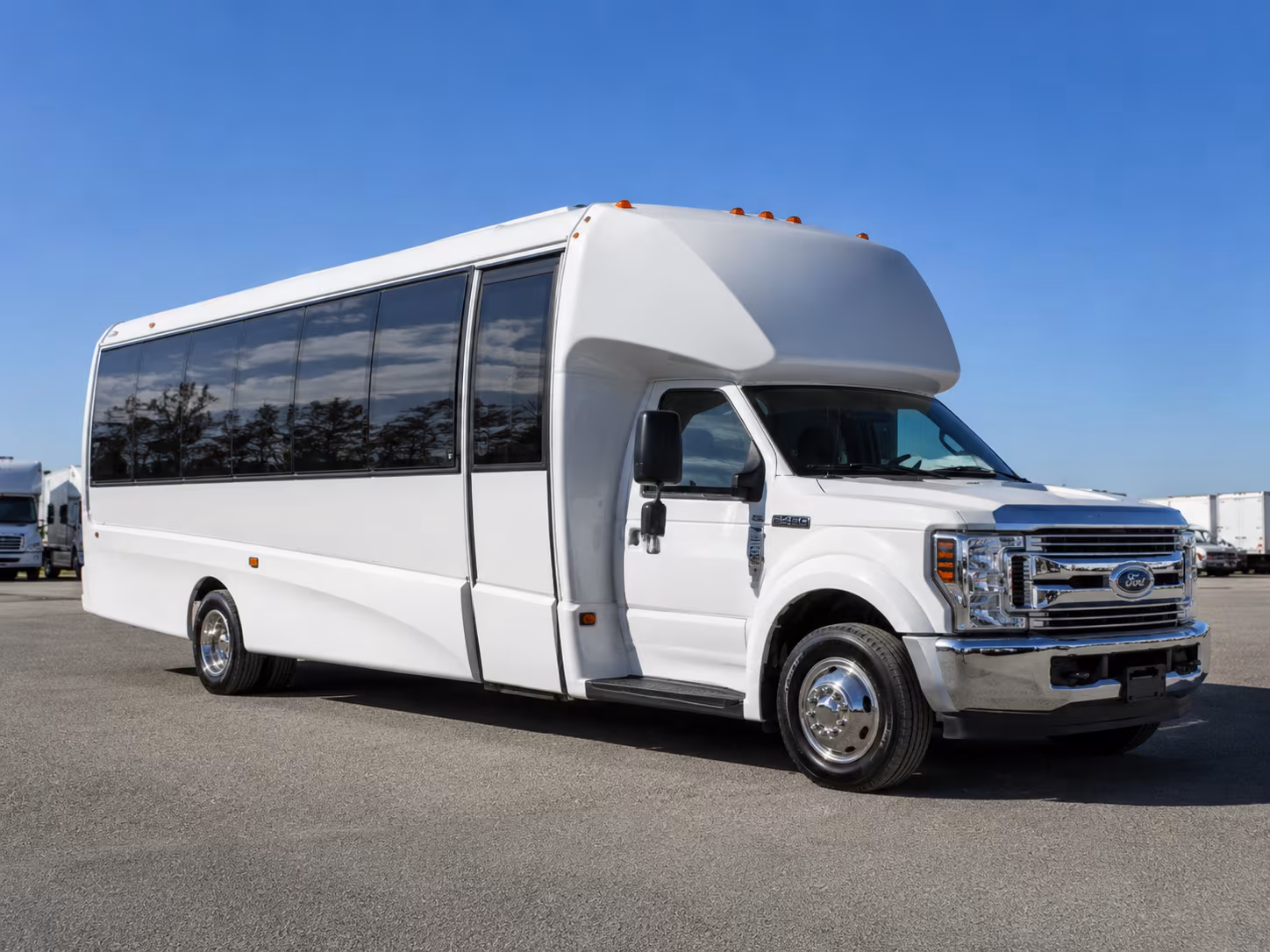 minibuses for rio rancho group trips to hard rock hotel casino albuquerque