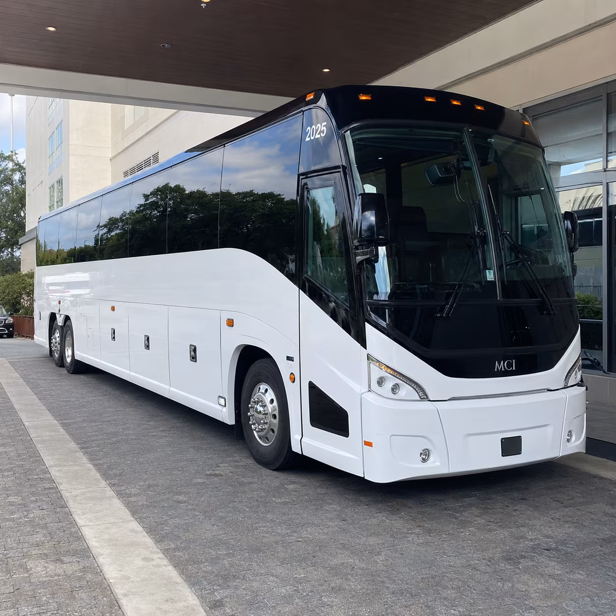 rio rancho 54 passenger charter bus