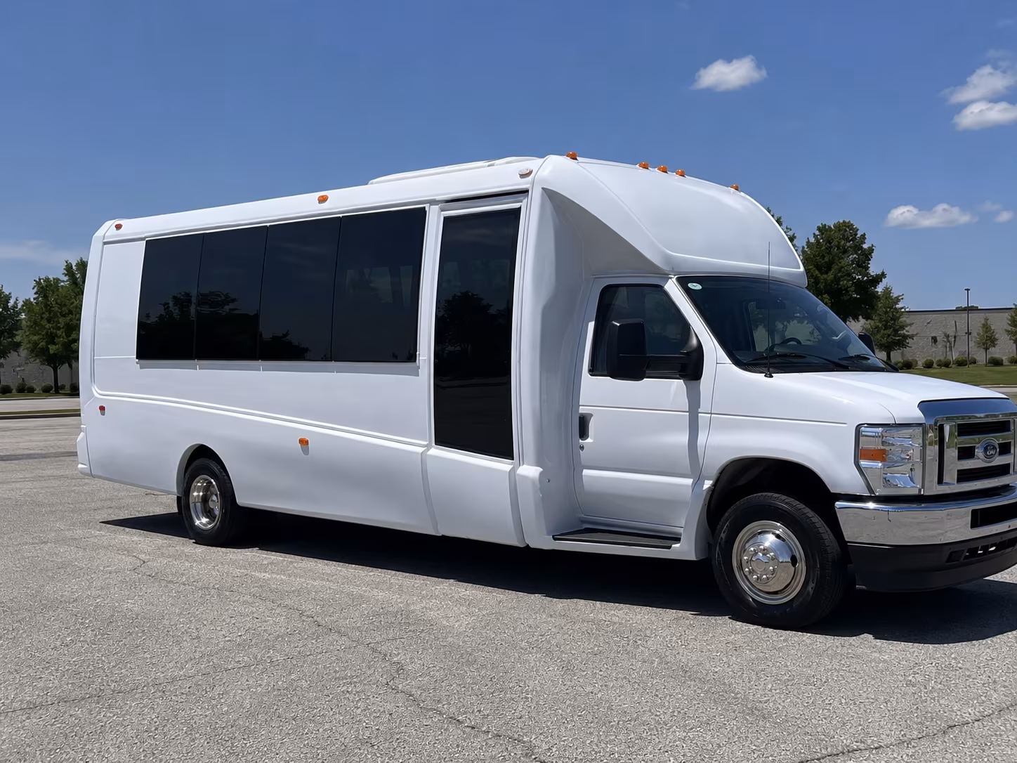 wedding day bus rentals for rio rancho ceremonies at outdoor and desert venues